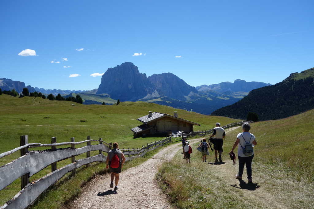 Martedì 23 - Val Gardena - Malga Pieralongia